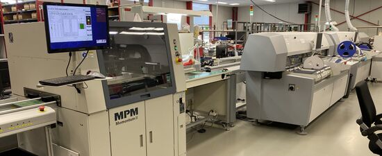 ACE electronics investeert in nieuwe screenprinters MPM MOMENTUM II